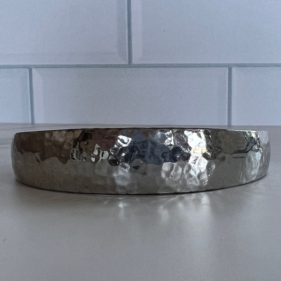 Chico's Jewelry - Chicos Signed Silver Toned Hammered Texture Graduated Width Bracelet 8.25”